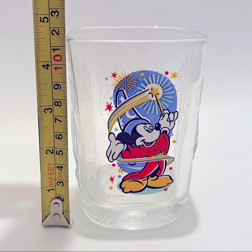 Walt Disney Mickey Mouse 2000 Glass